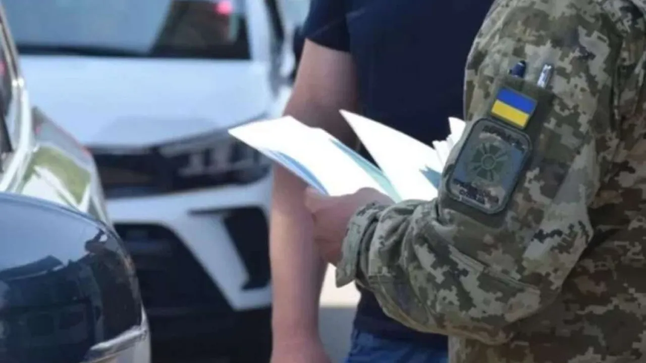 Київський ТЦК витратить майже 3 млн грн на бланки та календарі 