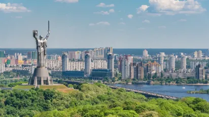 Україна опустилася в рейтингу економічно вільних країн світу - фото