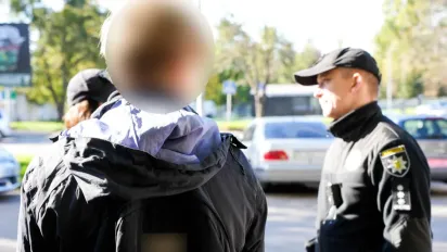 Поштою замовив 148 закладок із психотропом: у Рівному оперативники викрили наркозбувача - фото