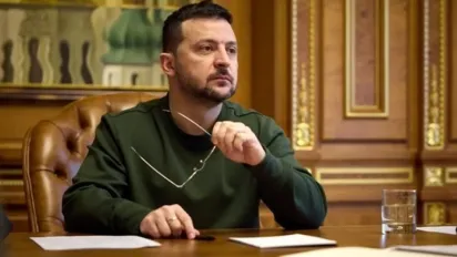 Зеленський підписав закон, який дозволяє ставати офіцерами ЗСУ іноземцям - фото