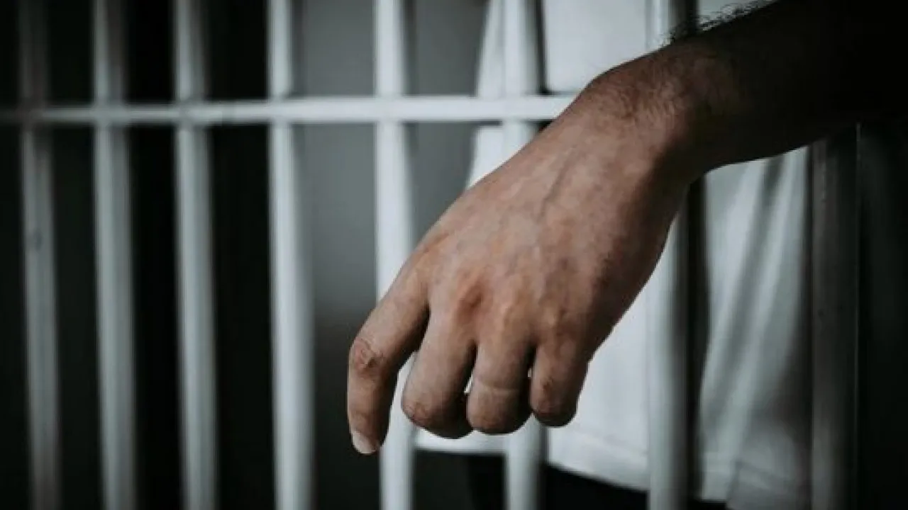Мешканець Вінниччини вдерся до будинку і зґвалтував жінку: як його покарали 