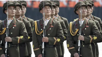 Україна готова обмінювати солдат КНДР на своїх полонених, - Зеленський - фото