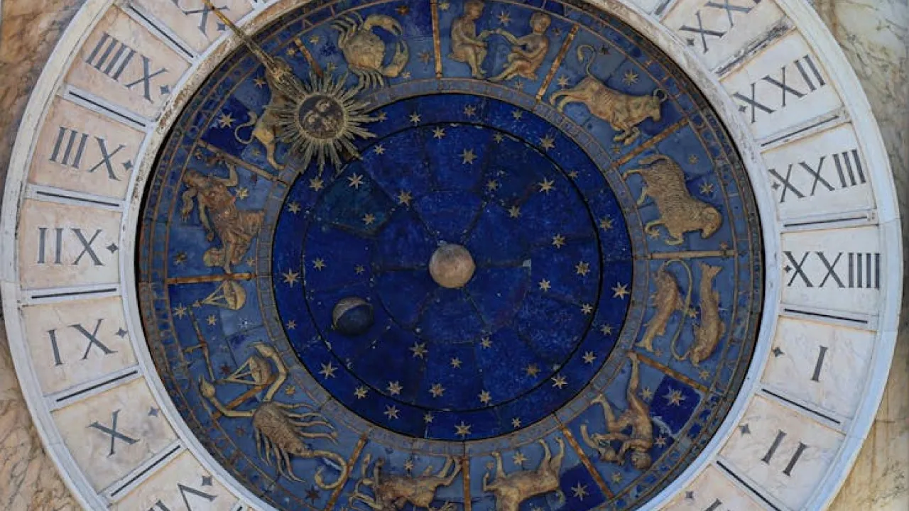 Гороскоп на листопад для всіх знаків Зодіаку від мольфара Макса Гордєєва 