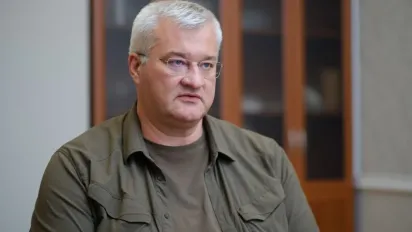 МЗС: Одна з країн готова стати державою-покровителькою для допомоги українцям в РФ - фото