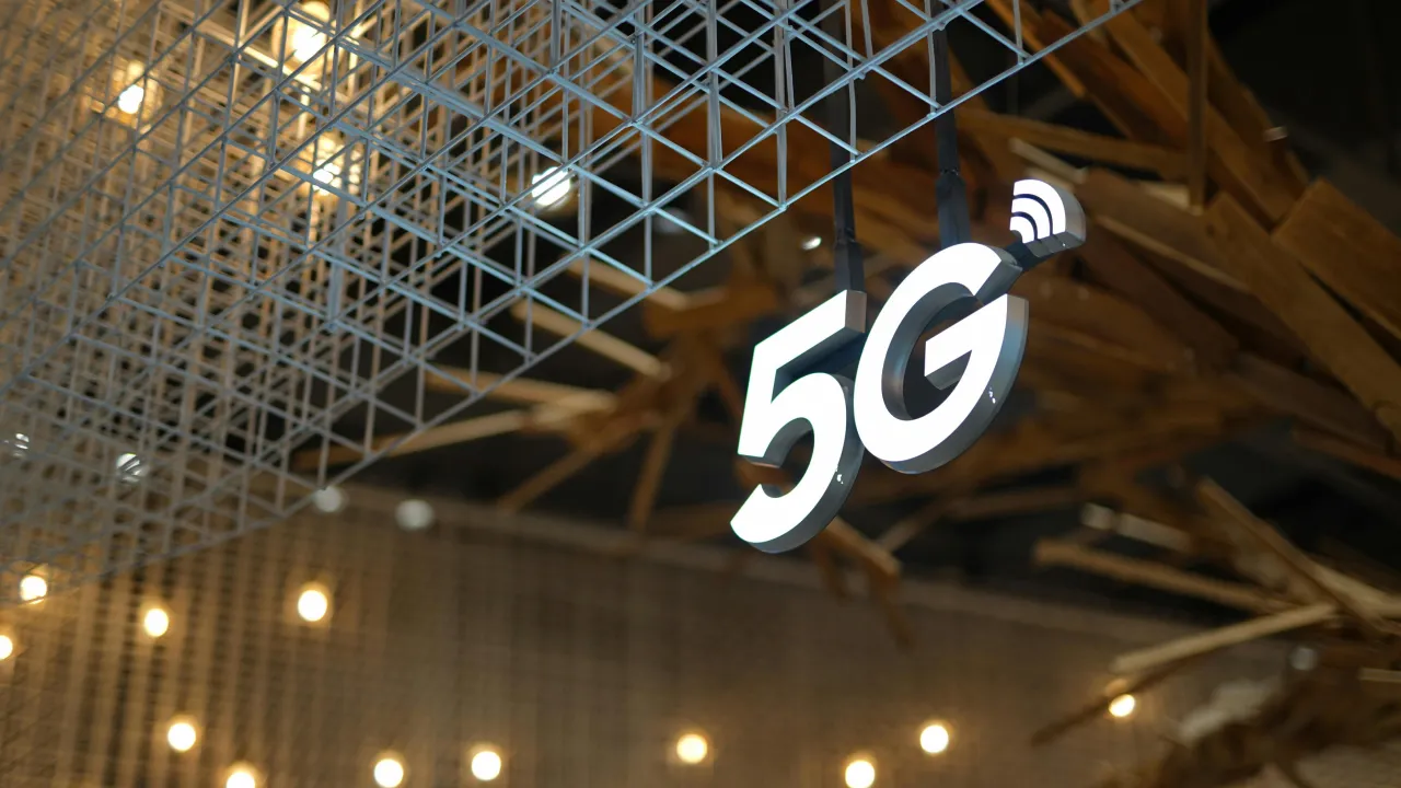У трьох містах Україні запускають пілотний проєкт із впровадження 5G 