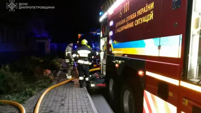 Пожежа в п'ятиповерхівці на Дніпропетровщині: одна жінка в квартирі загинула - фото