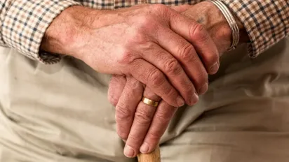 В Україні деякі пенсіонери отримуватимуть підвищену пенсію: хто може розраховувати - фото