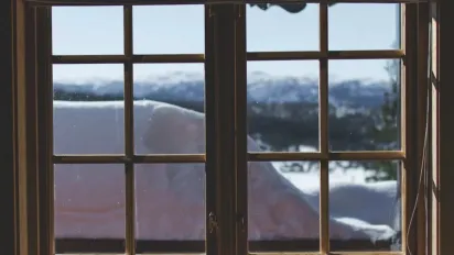 Як позбутися конденсату на вікнах раз і назавжди: ці засоби є у кожної господині - фото