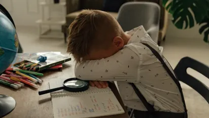 За не вивчену молитву тернополянка по-звірячому катувала онука кропивою і палкою - фото