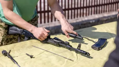 З наступного навчального року третьокурсники проходитимуть військову підготовку - фото