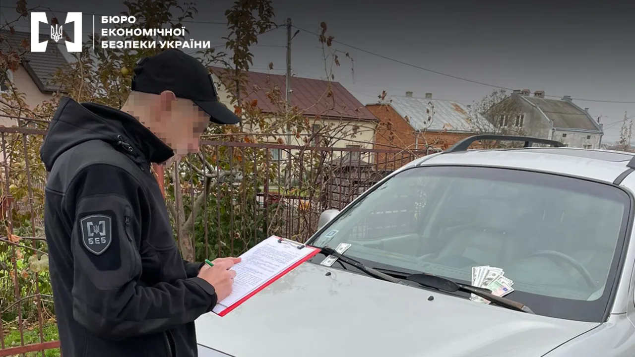 На Львівщині викрили схему ввезення авто під виглядом гуманітарки 