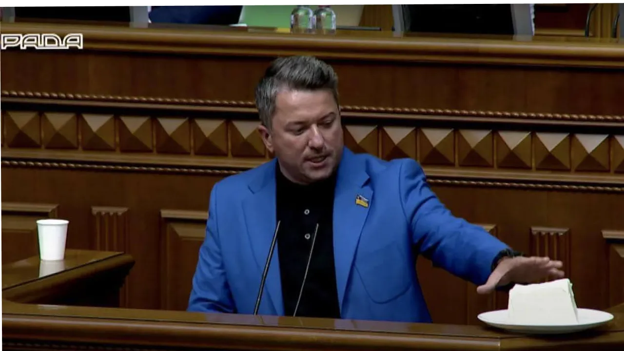 "Чотири роки роботи, щоб зберегти здоров'я мільйонів українців": нардеп Соломчук про остаточну заборону пальмової олії в продуктах 