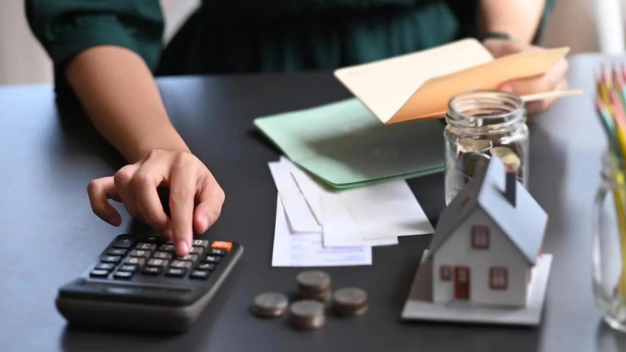 В Україні зростуть тарифи на комуналку: в НБУ пояснили, коли чекати 