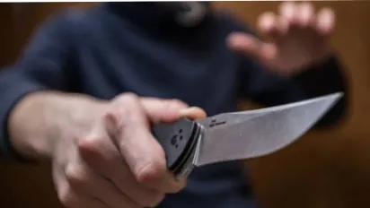 У Житомирі 18-річний хлопець безпричинно заподіяв незнайомцю понад 70 смертельних ножових поранень - фото