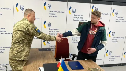 Стало відомо, скільки українців з Польщі вже вступили до ЗСУ - фото