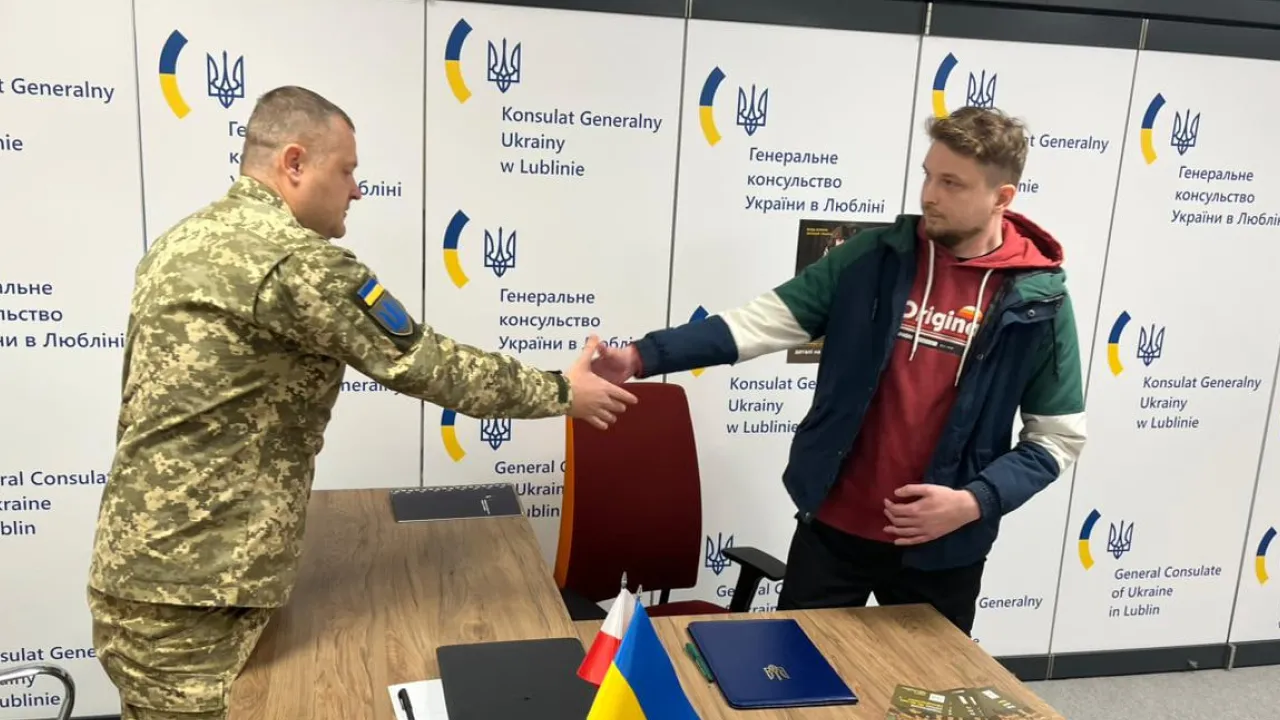 Стало відомо, скільки українців з Польщі вже вступили до ЗСУ 