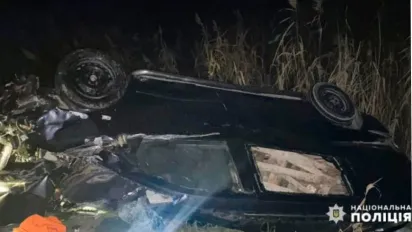 Мікроавтобус злетів з мосту: на Буковині сталася смертельна ДТП - фото