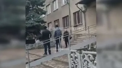 Колишній військовий влаштував стрілянину біля ТЦК на Закарпатті, — ЗМІ - фото