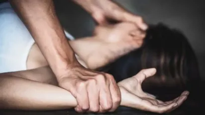 На Харківщині пʼяний чоловік зґвалтував 17-річну дівчину - фото