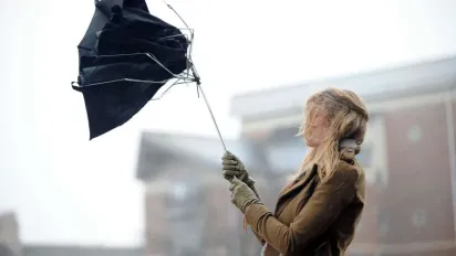 По всій Україні оголосили І рівень небезпеки: прогноз синоптика - фото