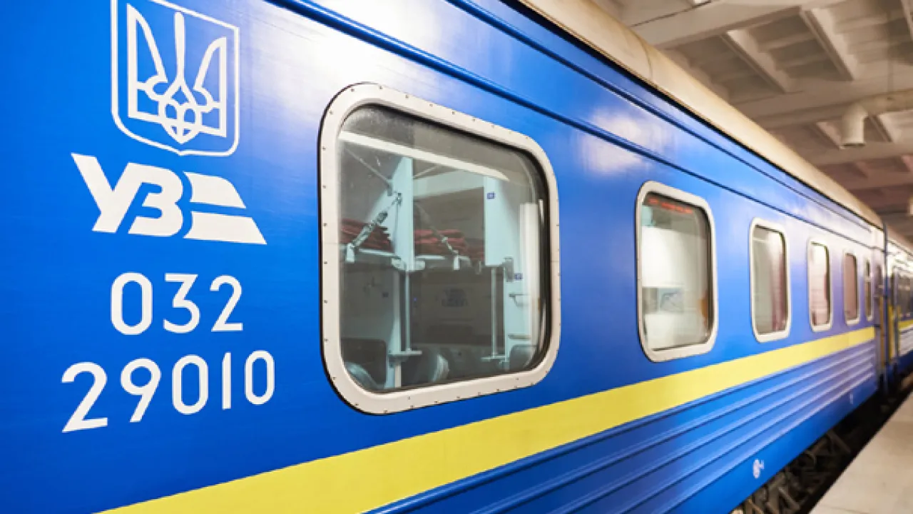 "Укрзалізниця" запустить новий поїзд з Волині до Закарпатття 