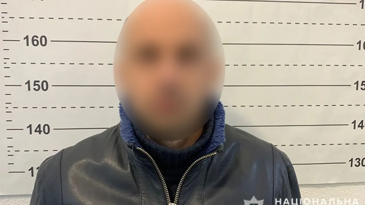 На Тернопільщині чоловік написав на фасадах церков «число звіра»: йому загрожує ув’язнення 