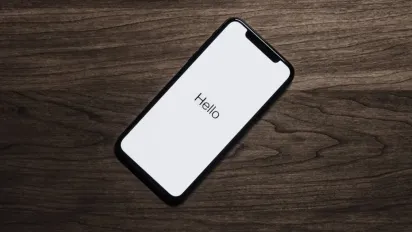 Apple хоче відмовитись від сім-карт в iPhone: подробиці - фото