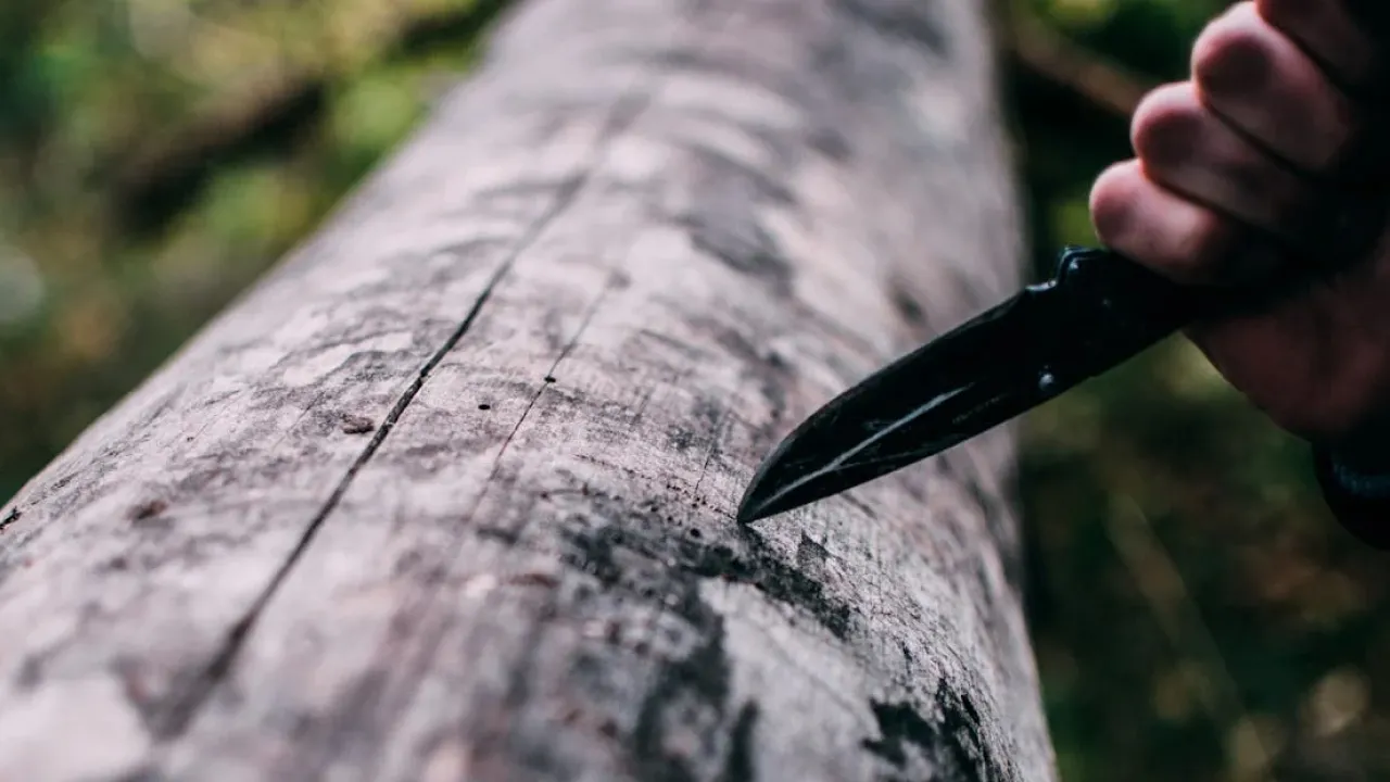 На Вінниччині чоловік вдарив ножем працівника ТЦК 