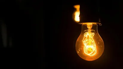 Шмигаль розповів про стан енергосистеми після обстрілів - фото