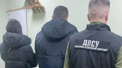 На Львівщині прикордонники спіймали ухилянта, який одружився зі своєю сестрою, щоб потрапити до Польщі - фото