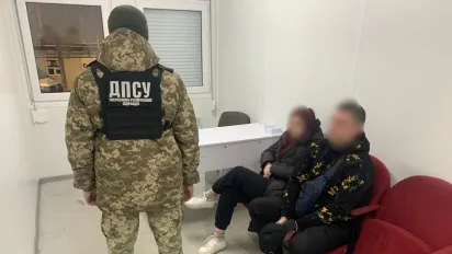 На Львівщині прикордонники затримали хлопця, який одружився з дівчиною друга, щоб втекти за кордон - фото