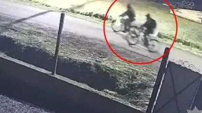 На Закарпатті двоє чоловіків підпалили будівлю сільради та вежу мобільного зв’язку - фото