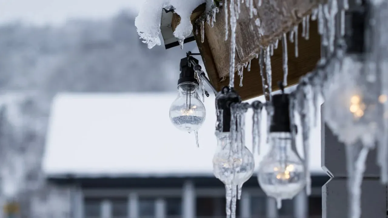 В Україну йде похолодання: де та коли буде "мінус" 