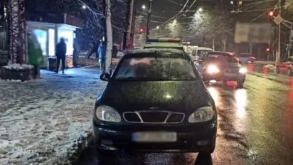 У Житомирі 21-річний водій збив двох підлітків - фото