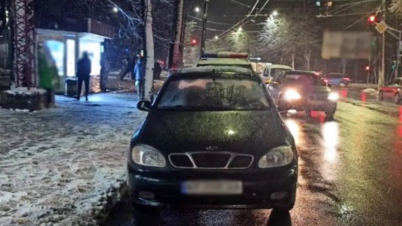 У Житомирі 21-річний водій збив двох підлітків 