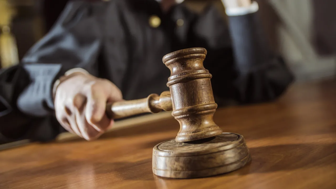 Зґвалтував 62-річну пенсіонерку: на Закарпатті судитимуть 16-річного підлітка 