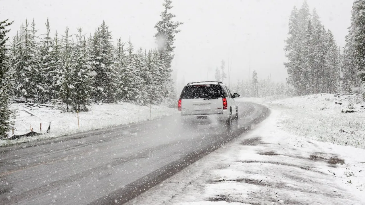 Штрафи можуть сягати понад 8 тисяч гривень: за що автомобілісти можуть отримати покарання 