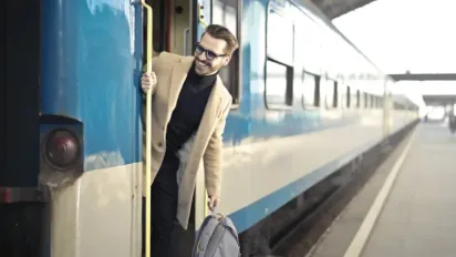 «Укрзалізниця» оприлюднила графік додаткових потягів на різдвяні та новорічні свята - фото