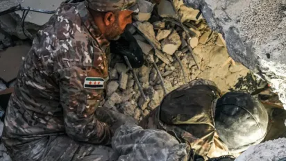 В Сирії знайшли масове поховання на 100 000 осіб - Reuters - фото