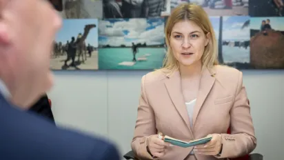 Уряд призупинить розрахунок термінів до відновлення роботи реєстрів - фото