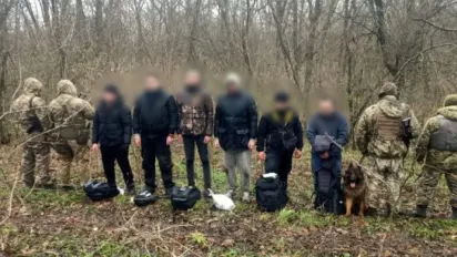 На Одещині шестеро чоловіків намагалися втекти за кордон за вказівками у Telegram - фото