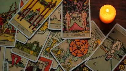 Гороскоп на 2 січня за картами Таро: що чекає на всі знаки Зодіаку - фото