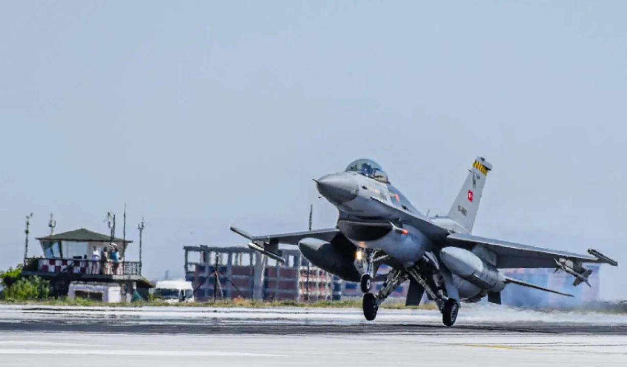 Міноборони України скоротило терміни підготовки пілотів на F-16 