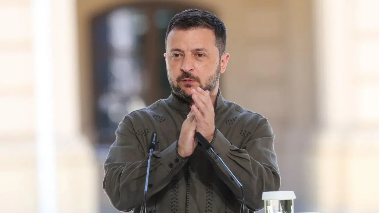 Чи довіряють українці Зеленському: результати опитування 