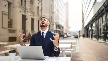 Три знаки Зодіаку, яких чекає велике розчарування найближчими днями - фото