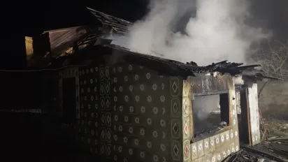 Подвійне вбивство під Вінницею: чоловік облив пальним і підпалив двох людей - фото