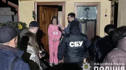 На Львівщині адвокатка за 7,5 тис. доларів допомагала ухилянтам тікати за кордон - фото