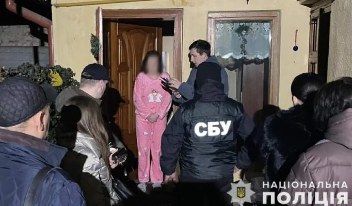 На Львівщині адвокатка за 7,5 тис. доларів допомагала ухилянтам тікати за кордон 