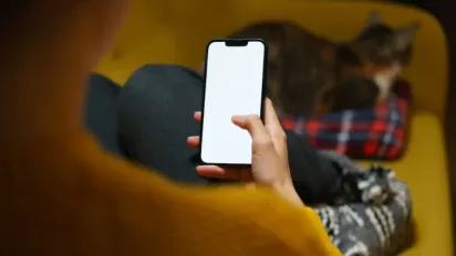 Українці масово змінюють мобільних операторів: названо антилідера - фото