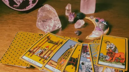 Гороскоп на 15 січня за картами Таро для всіх знаків Зодіаку - фото